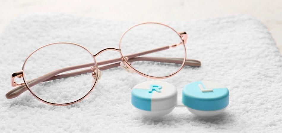 Are Glasses and Contact Prescriptions the Same?